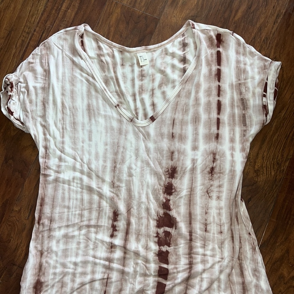 Size small maxi T-shirt dress! Super cute maroon and white colors! - Picture 2 of 4